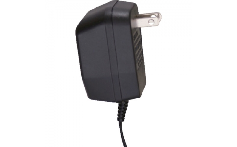 AND 艾安得 AXTB101 AC適配器